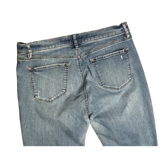 LOFT Double Frayed Hem Mid-Rise Modern Skinny Jeans in Medium Wash - Picture 6 of 7